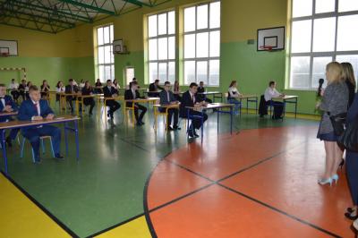 2016_egzamin_gimnazjalny_16.jpg